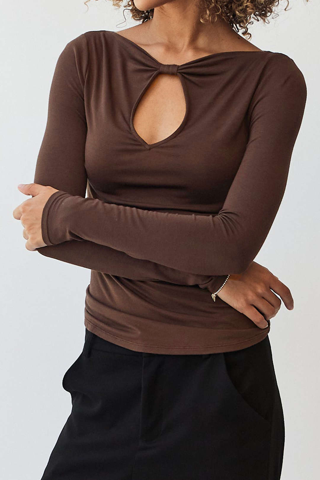 Cut Out Knot Long-Sleeve Top