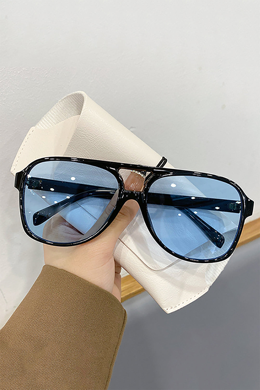 Oval Full Frame Sunglasses