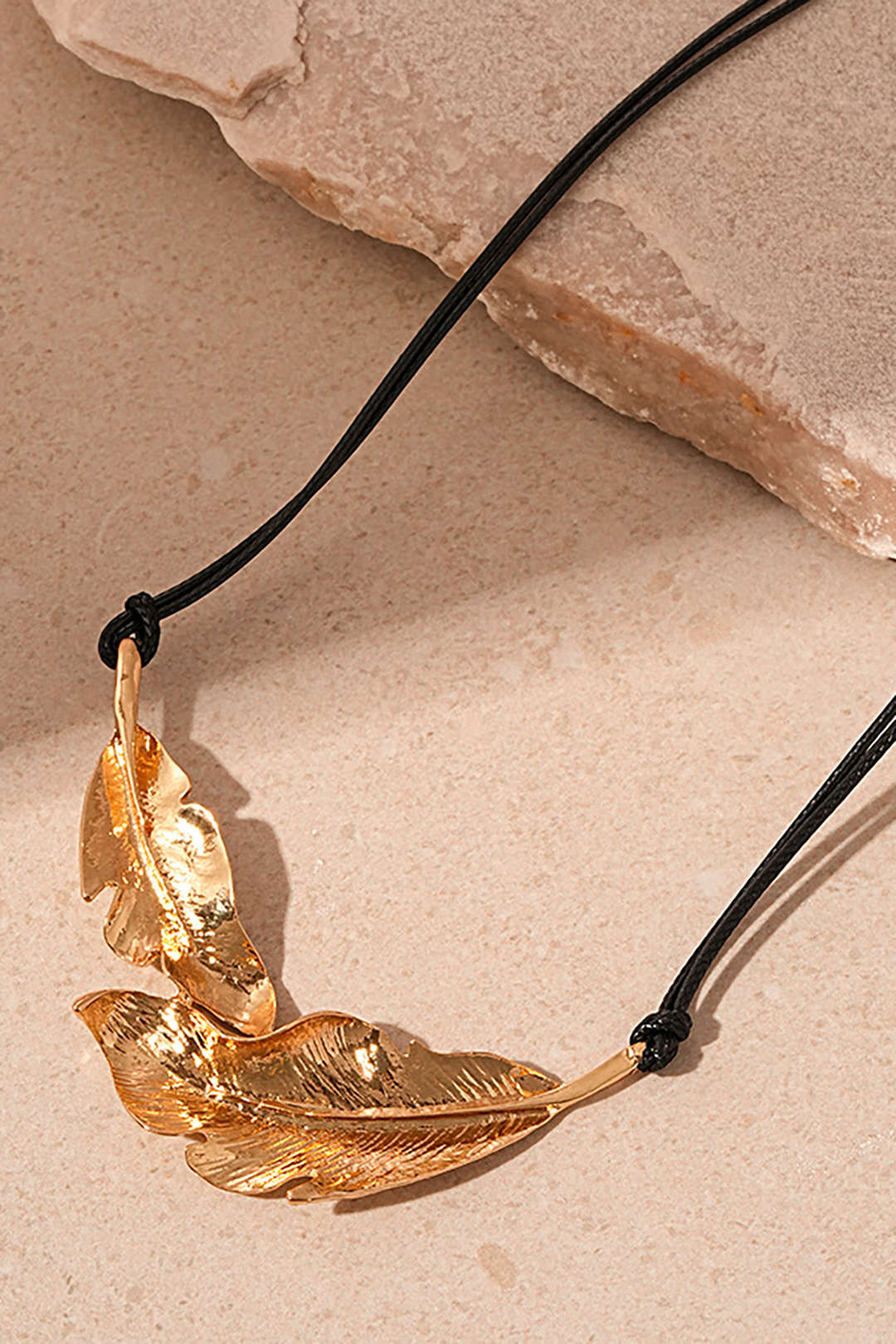 Metal Leaves Rope Necklace