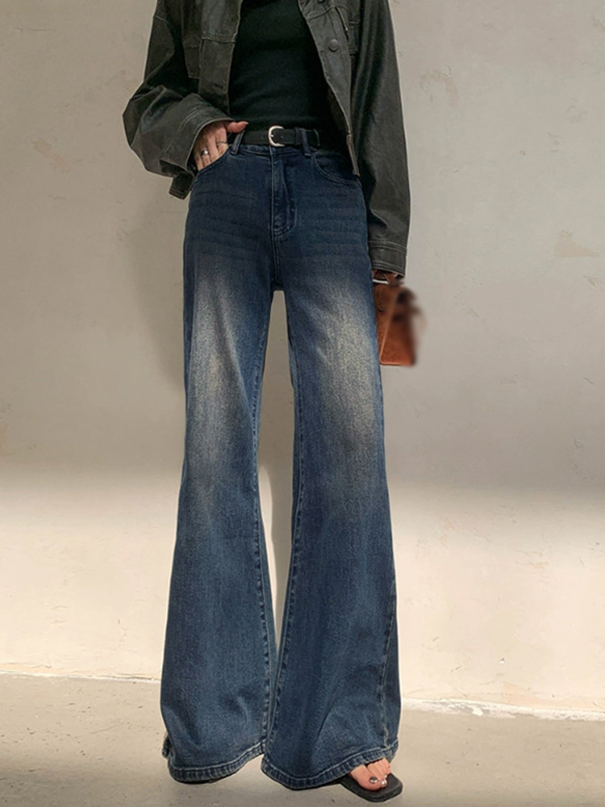 Vintage Low Rise Washed Wide Leg Jeans