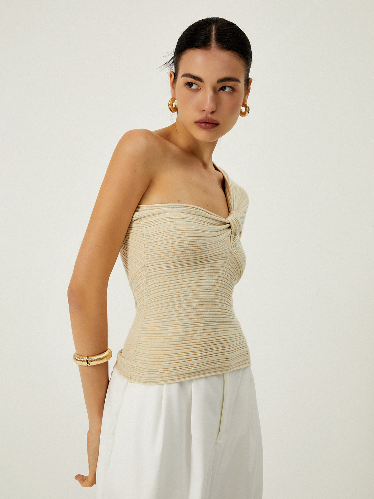 Asymmetrical One Shoulder Knotted Knit Top