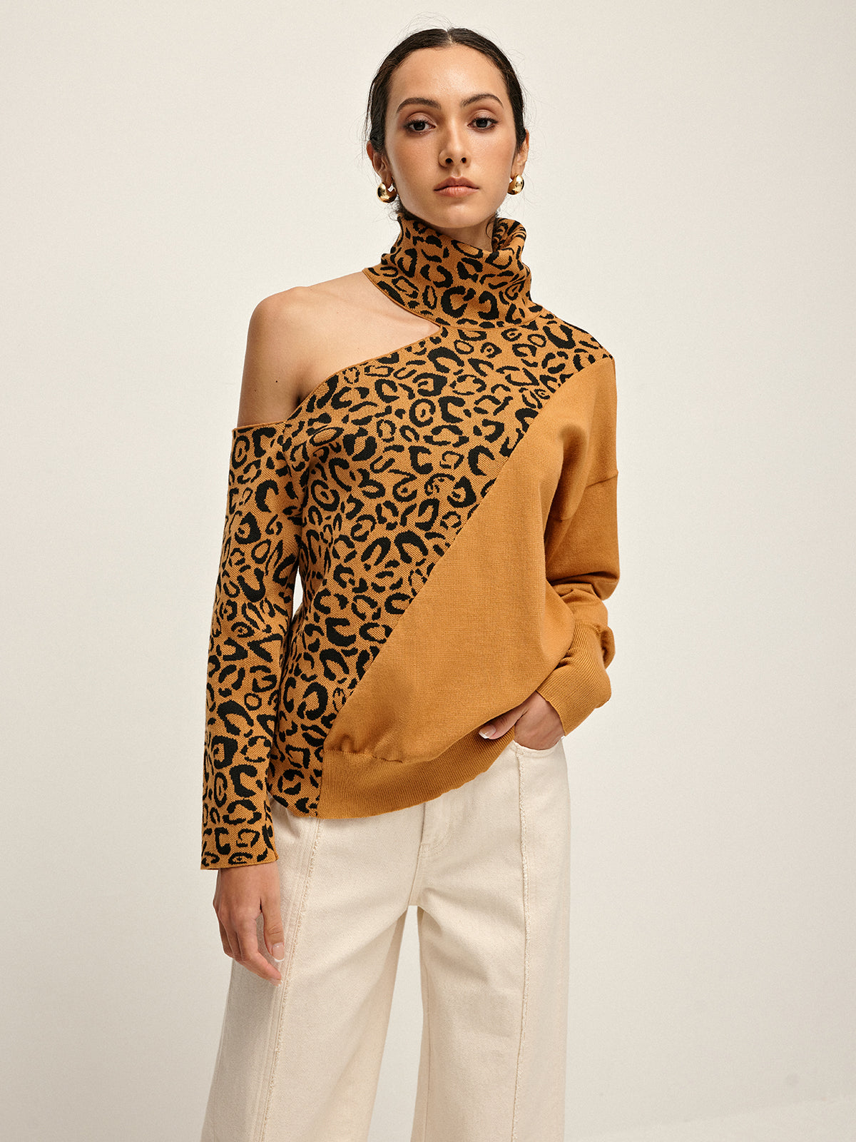 Turtleneck Cutout Leopard Patchwork Knit Top