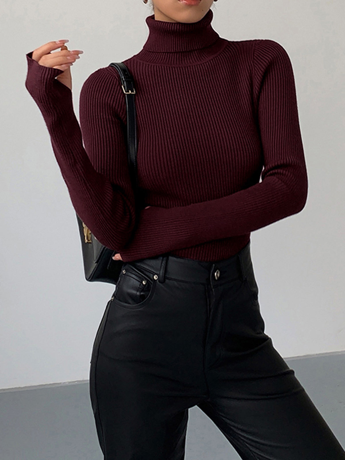 Minimalist Turtleneck Slim Knit Top