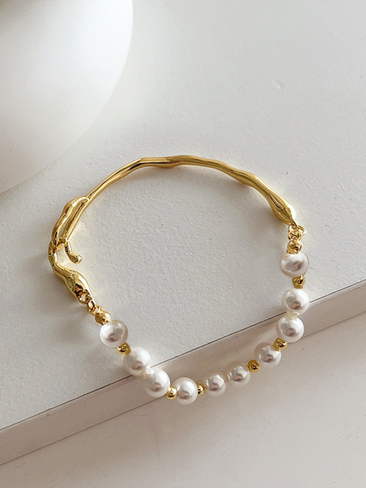 Irregular Metal Pearl Bracelet