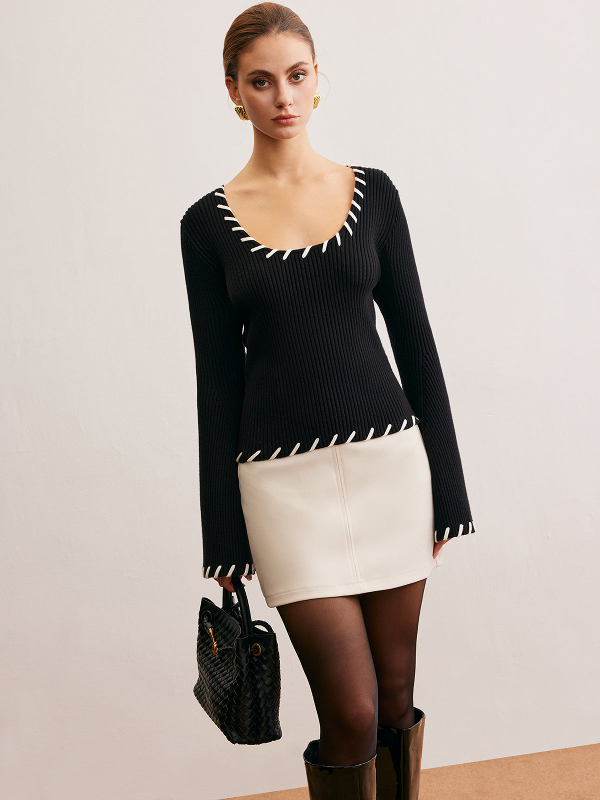 Bell-Sleeve Contrast Trim Knit Top