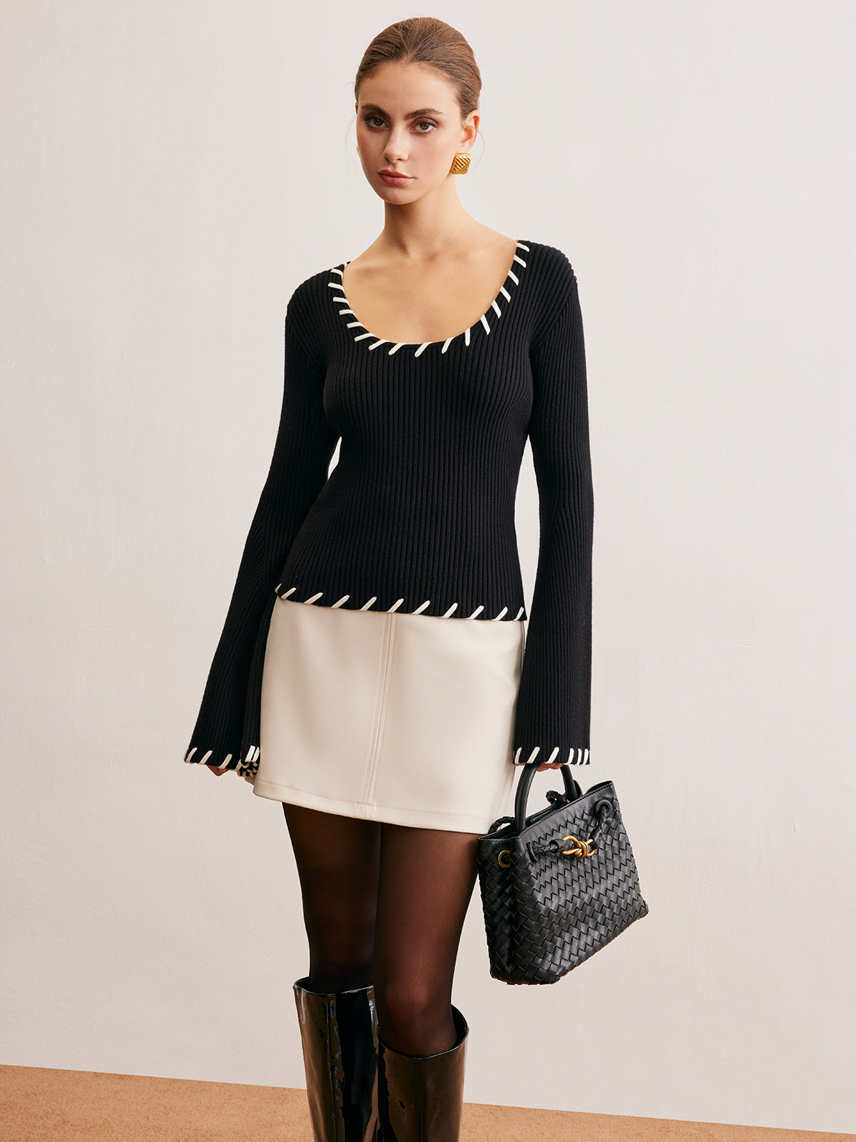 Bell-Sleeve Contrast Trim Knit Top