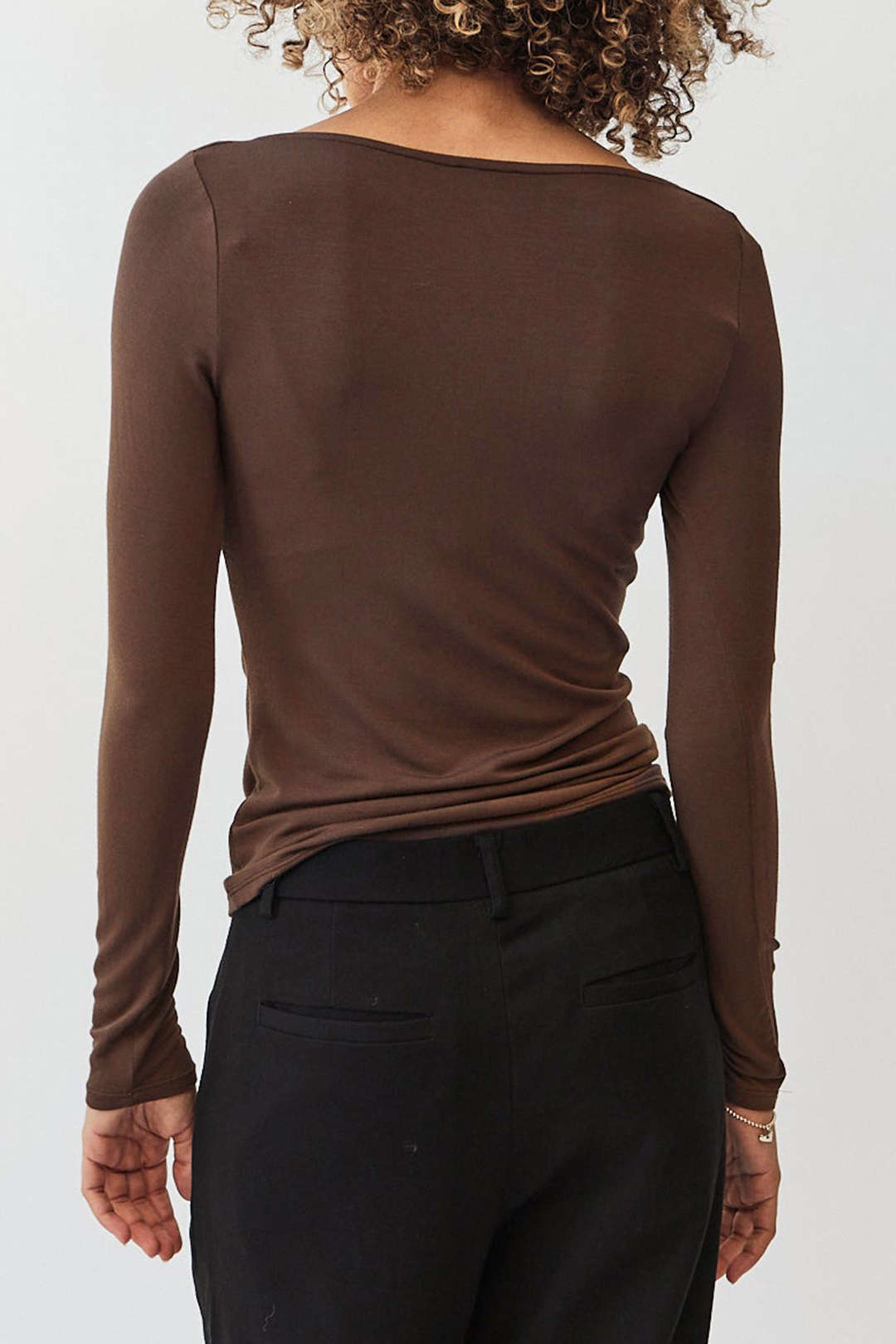 Cut Out Knot Long-Sleeve Top